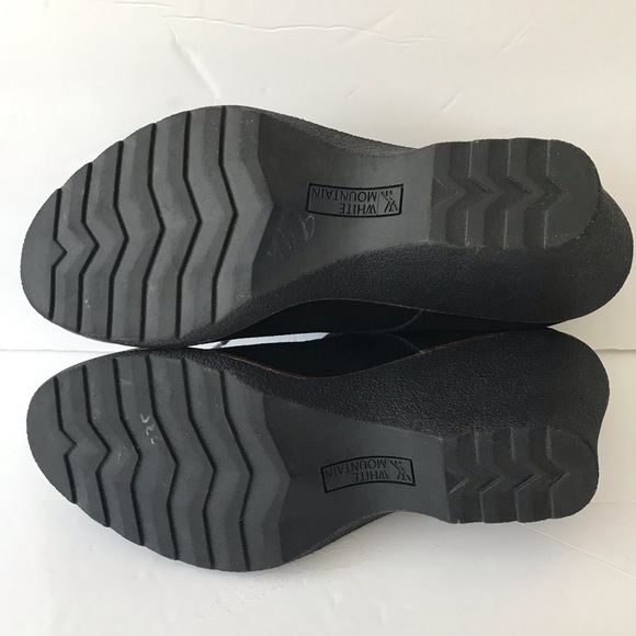 White Mountain Lambert Suede Ankle Booties - Picture 2 of 6